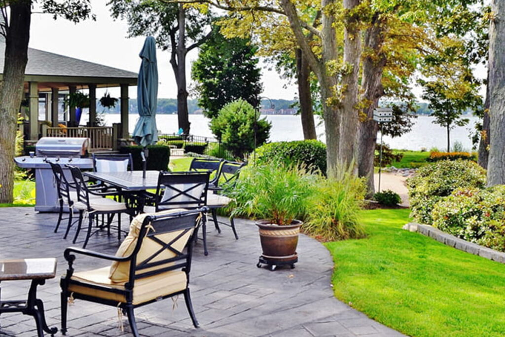Greenbriar Farms - Outdoor Living